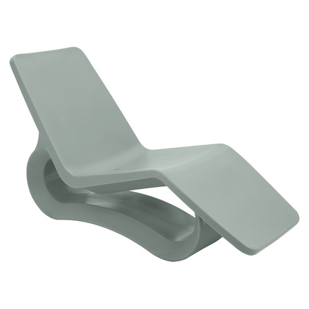 Espreguiçadeira Chaise Tramontina Octo ECO em Polietileno I'm Green Com Furo Verde Sálvia